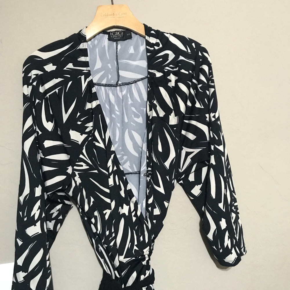 Igigi black and cream wrap dress 14/16